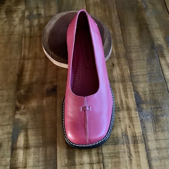 COPY - Leather Split Toe Loafers “Gwen” by Directives - Picture 3 of 8